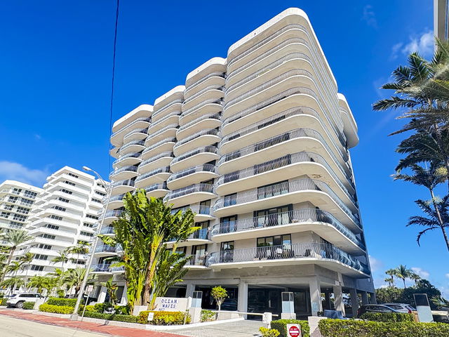 Champlain Towers North  photo 2